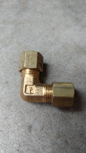 Parker 1/4" Brass Compression 90 Degree Union Elbow